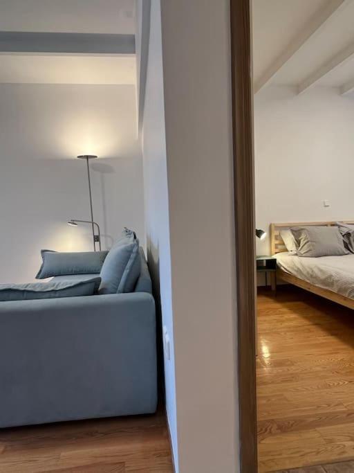 Cute Apartment At The Foot Of Lycabettus Hill Athena Bagian luar foto