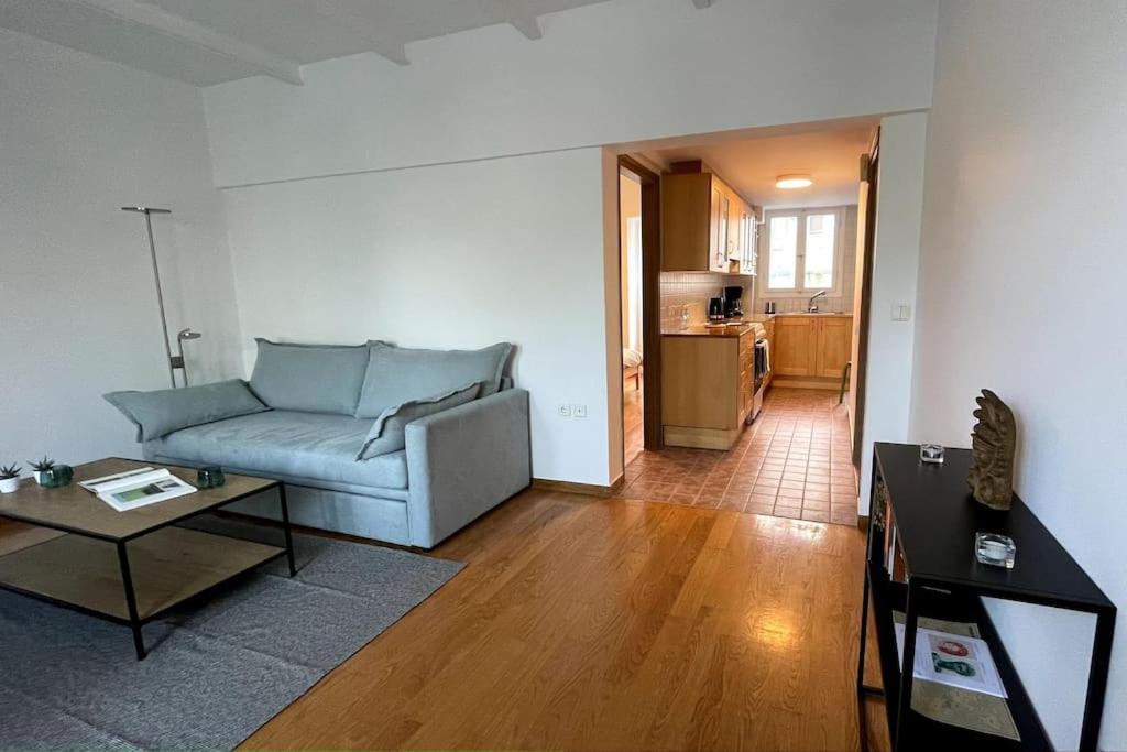 Cute Apartment At The Foot Of Lycabettus Hill Athena Bagian luar foto
