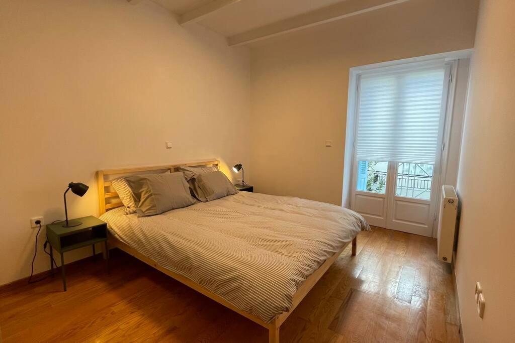 Cute Apartment At The Foot Of Lycabettus Hill Athena Bagian luar foto